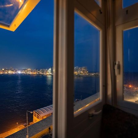 Extraordinary Views In A Holiday Home In Валетта Экстерьер фото